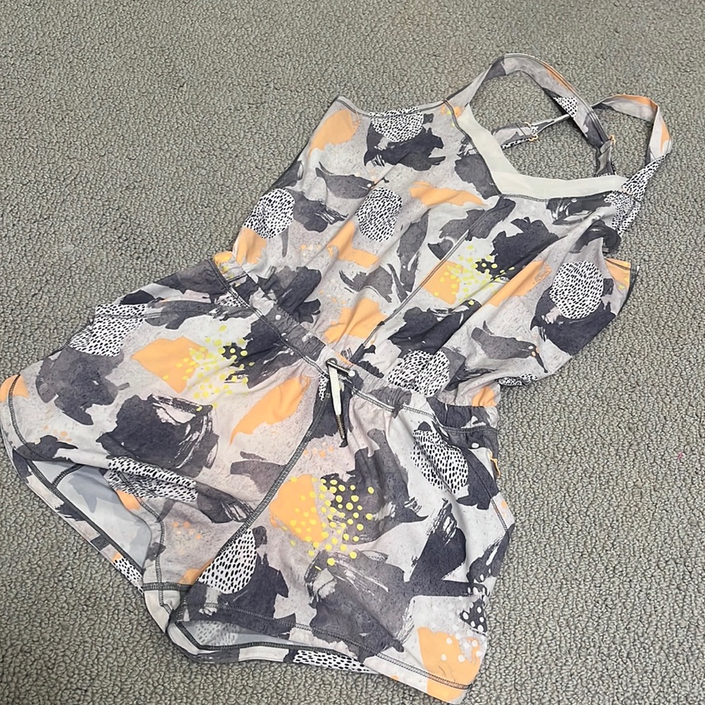 Lululemon Be Free Runsie
Mini Art Pop White Multi 6 - Picture 3 of 10